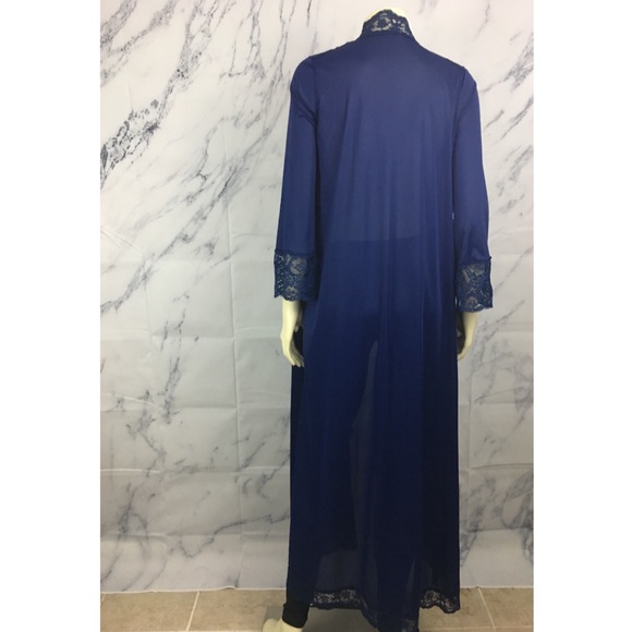 Vintage OLGA Floor Length Robe - Picture 2 of 6